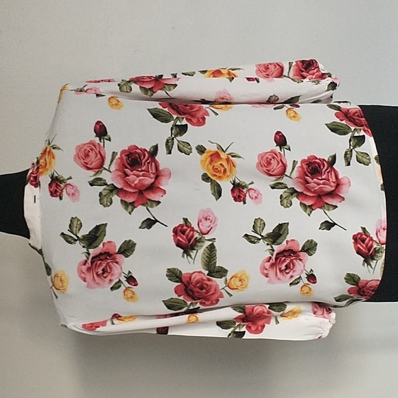 Necktie Floral Top | Multicolor Roses 🌹💐 - Picture 4 of 8